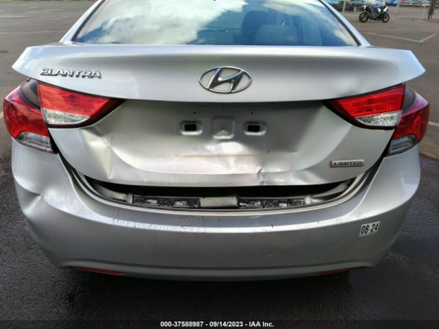 Photo 5 VIN: KMHDH4AE5CU309886 - HYUNDAI ELANTRA 