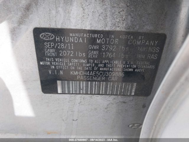 Photo 8 VIN: KMHDH4AE5CU309886 - HYUNDAI ELANTRA 