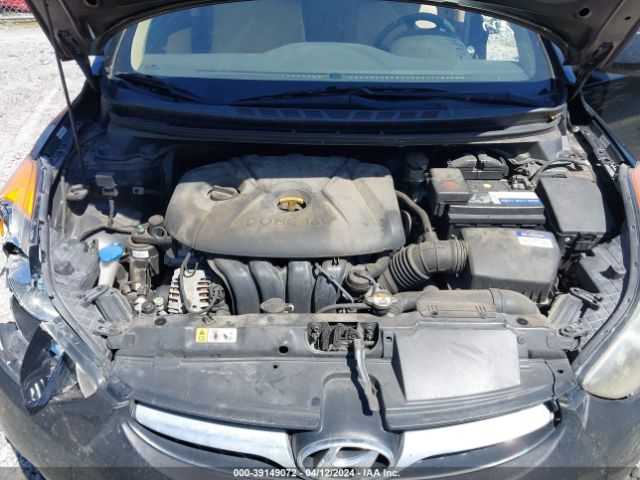 Photo 9 VIN: KMHDH4AE5CU321861 - HYUNDAI ELANTRA 