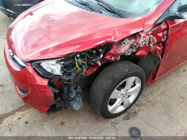 Photo 5 VIN: KMHDH4AE5CU337851 - HYUNDAI ELANTRA 