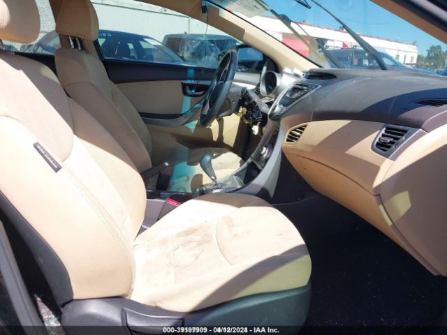 Photo 4 VIN: KMHDH4AE5CU338515 - HYUNDAI ELANTRA 