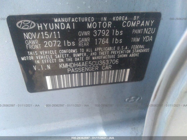 Photo 8 VIN: KMHDH4AE5CU363706 - HYUNDAI ELANTRA 