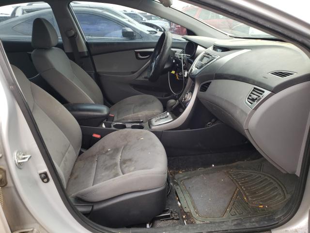 Photo 4 VIN: KMHDH4AE5CU367447 - HYUNDAI ELANTRA GL 