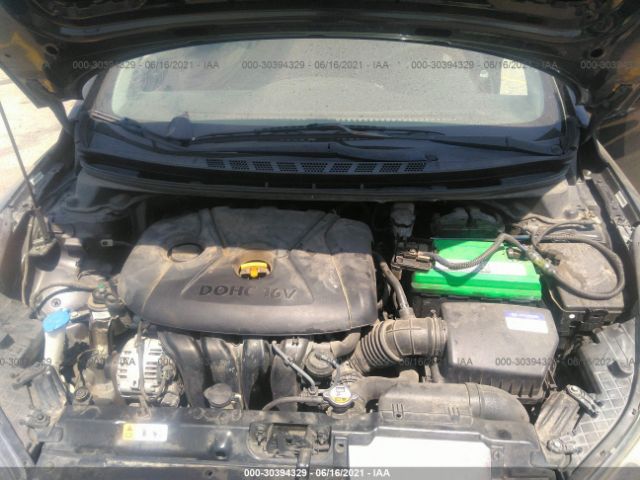 Photo 9 VIN: KMHDH4AE5CU390517 - HYUNDAI ELANTRA 