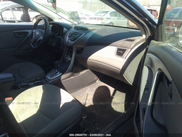 Photo 4 VIN: KMHDH4AE5CU406134 - HYUNDAI ELANTRA 