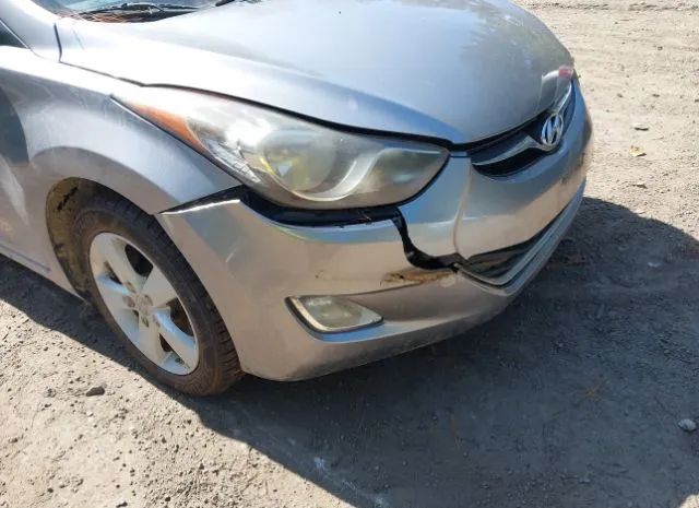 Photo 5 VIN: KMHDH4AE5CU428778 - HYUNDAI ELANTRA 