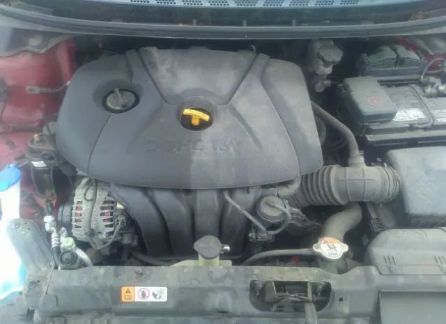 Photo 9 VIN: KMHDH4AE5CU463515 - HYUNDAI ELANTRA 