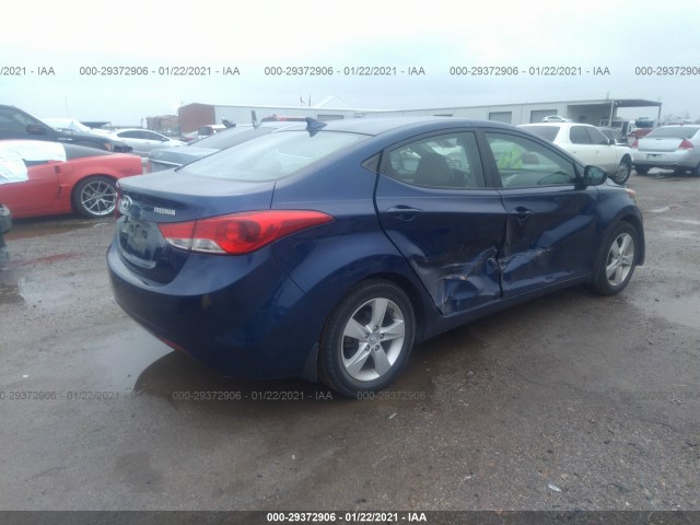 Photo 3 VIN: KMHDH4AE5DU572185 - HYUNDAI ELANTRA 