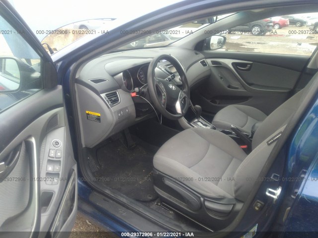 Photo 4 VIN: KMHDH4AE5DU572185 - HYUNDAI ELANTRA 