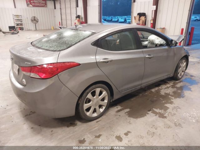 Photo 3 VIN: KMHDH4AE5DU596468 - HYUNDAI ELANTRA 