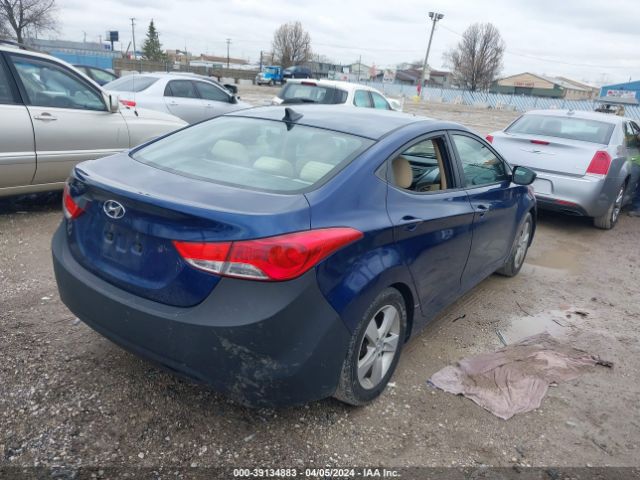 Photo 3 VIN: KMHDH4AE5DU618064 - HYUNDAI ELANTRA 