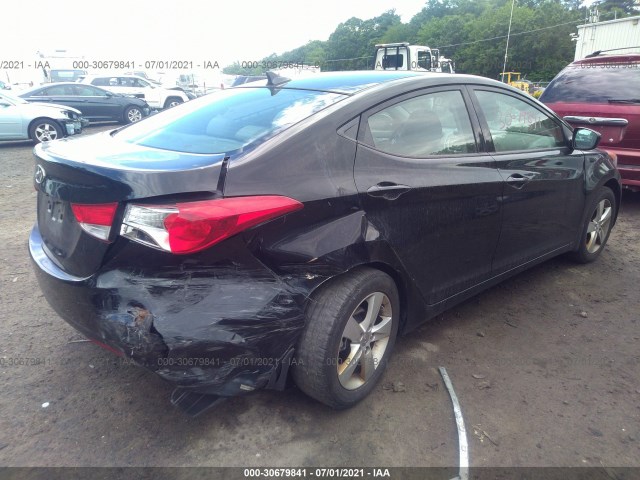 Photo 3 VIN: KMHDH4AE5DU646818 - HYUNDAI ELANTRA 