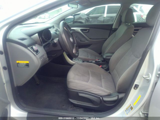 Photo 4 VIN: KMHDH4AE5DU698644 - HYUNDAI ELANTRA 