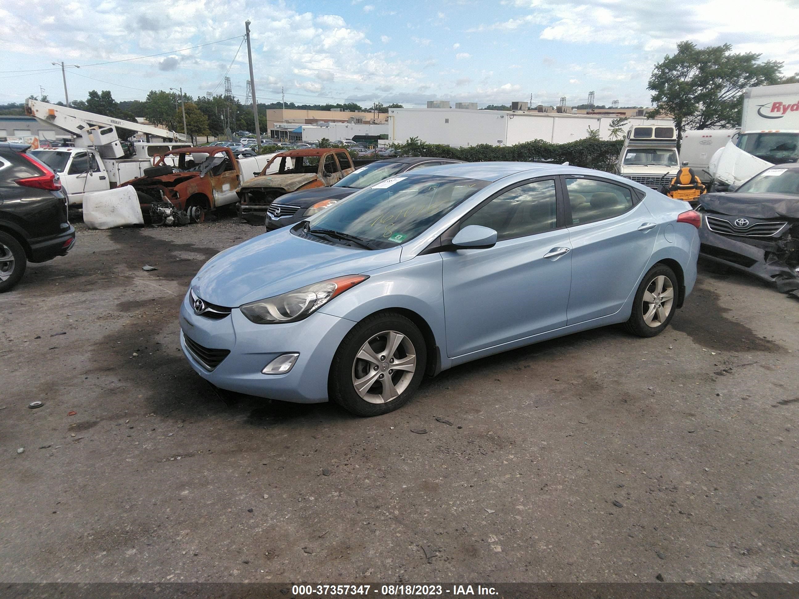 Photo 1 VIN: KMHDH4AE5DU761015 - HYUNDAI ELANTRA GL 