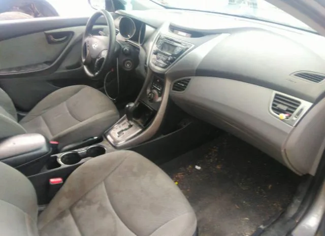 Photo 4 VIN: KMHDH4AE5DU766280 - HYUNDAI ELANTRA 