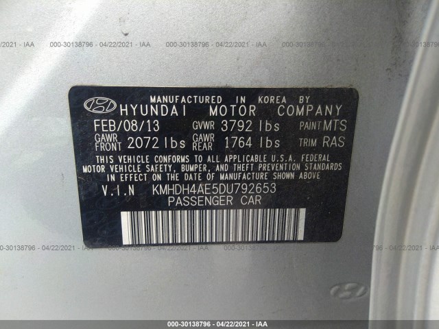 Photo 8 VIN: KMHDH4AE5DU792653 - HYUNDAI ELANTRA 