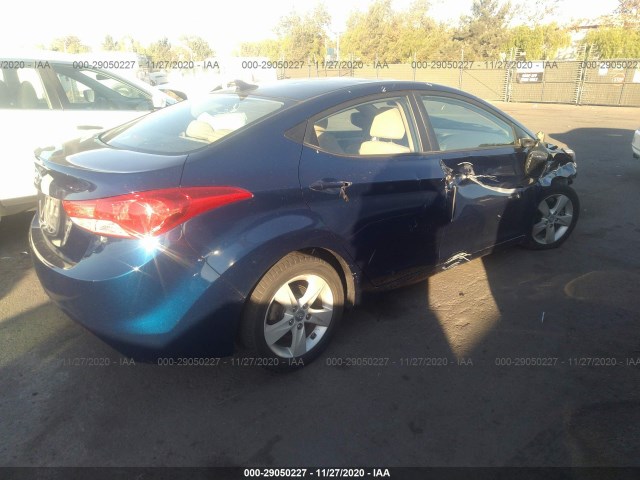 Photo 3 VIN: KMHDH4AE5DU879016 - HYUNDAI ELANTRA 