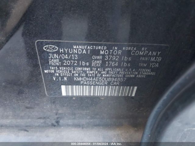 Photo 8 VIN: KMHDH4AE5DU894857 - HYUNDAI ELANTRA 