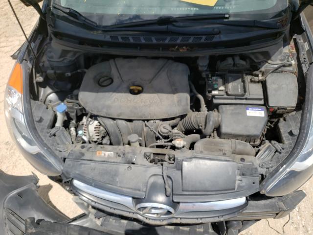 Photo 6 VIN: KMHDH4AE5DU934807 - HYUNDAI ELANTRA GL 