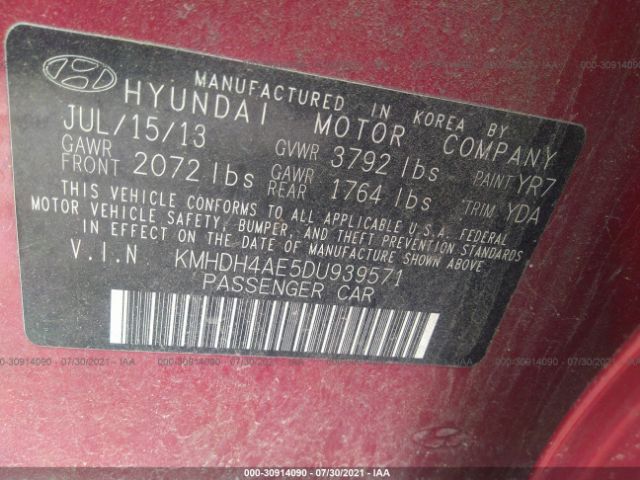 Photo 8 VIN: KMHDH4AE5DU939571 - HYUNDAI ELANTRA 