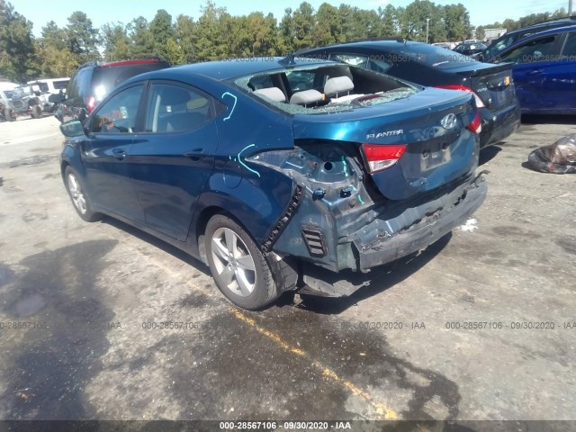 Photo 2 VIN: KMHDH4AE5DU951865 - HYUNDAI ELANTRA 