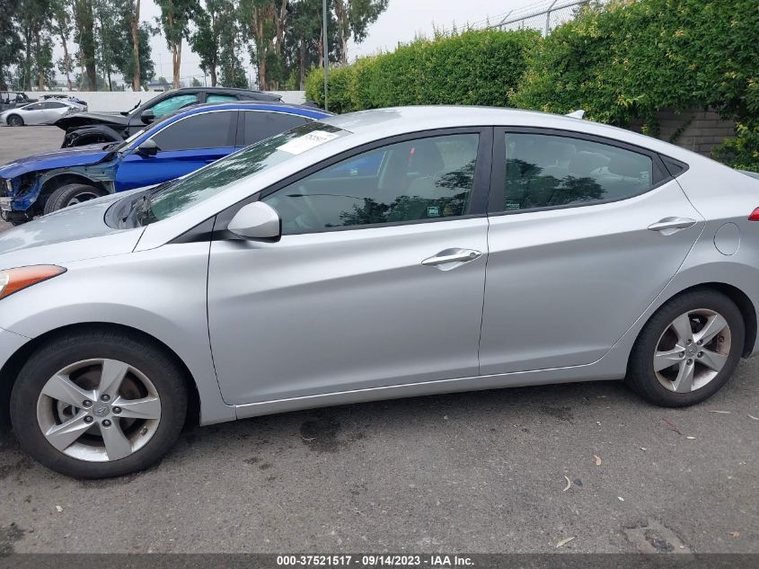 Photo 13 VIN: KMHDH4AE5DU991444 - HYUNDAI ELANTRA 