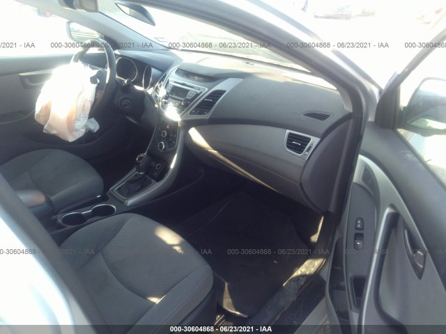 Photo 4 VIN: KMHDH4AE5EU092245 - HYUNDAI ELANTRA 