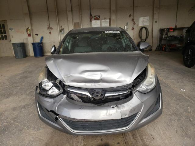 Photo 4 VIN: KMHDH4AE5FU226091 - HYUNDAI ELANTRA 