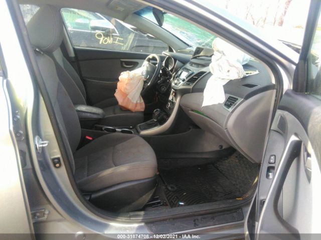 Photo 4 VIN: KMHDH4AE5FU250049 - HYUNDAI ELANTRA 