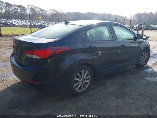 Photo 3 VIN: KMHDH4AE5FU263576 - HYUNDAI ELANTRA 