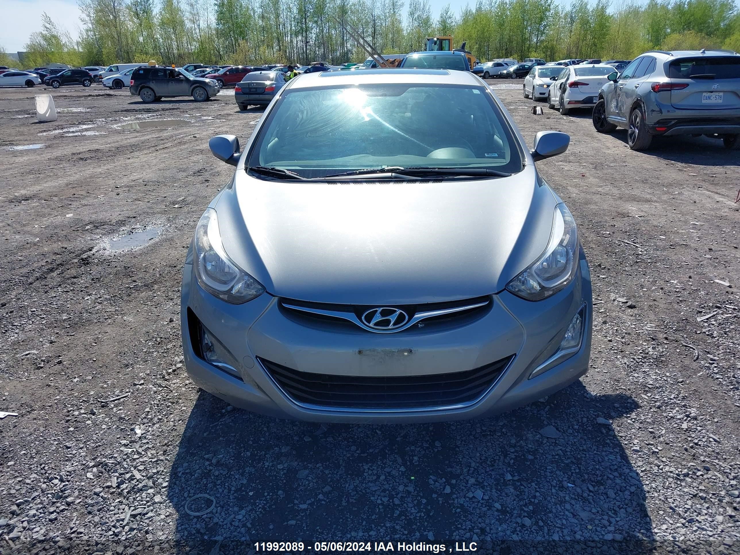 Photo 11 VIN: KMHDH4AE5FU266512 - HYUNDAI ELANTRA 