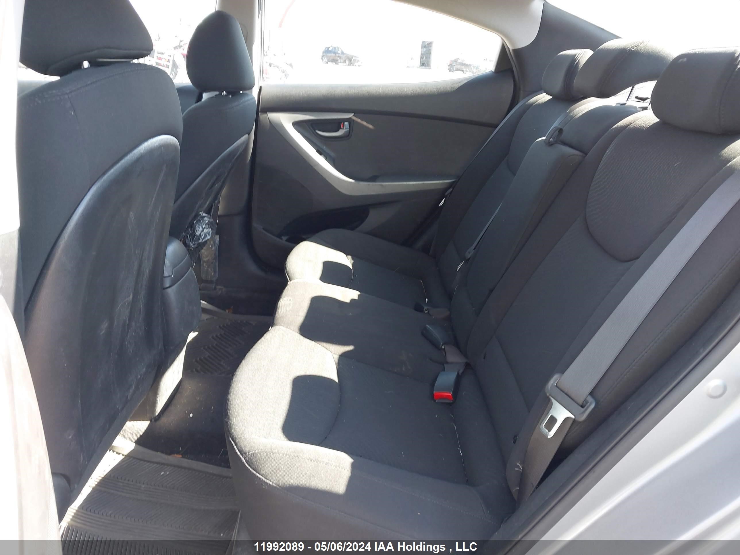 Photo 7 VIN: KMHDH4AE5FU266512 - HYUNDAI ELANTRA 