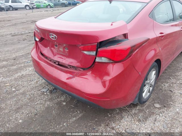 Photo 5 VIN: KMHDH4AE5FU277770 - HYUNDAI ELANTRA 