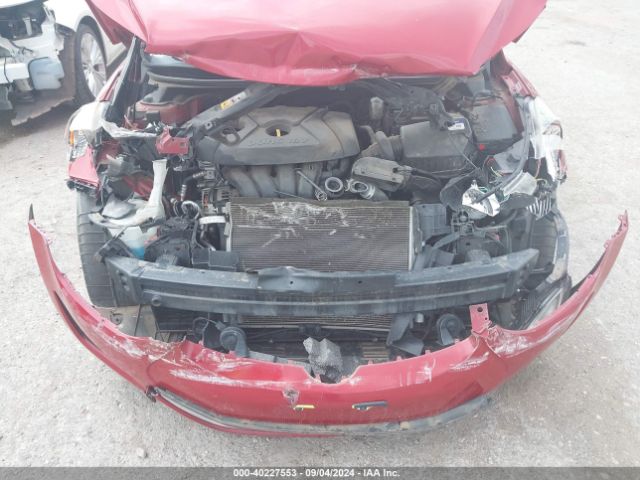 Photo 9 VIN: KMHDH4AE5FU310976 - HYUNDAI ELANTRA 