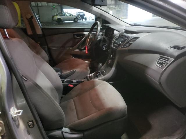 Photo 4 VIN: KMHDH4AE5FU310993 - HYUNDAI ELANTRA SE 