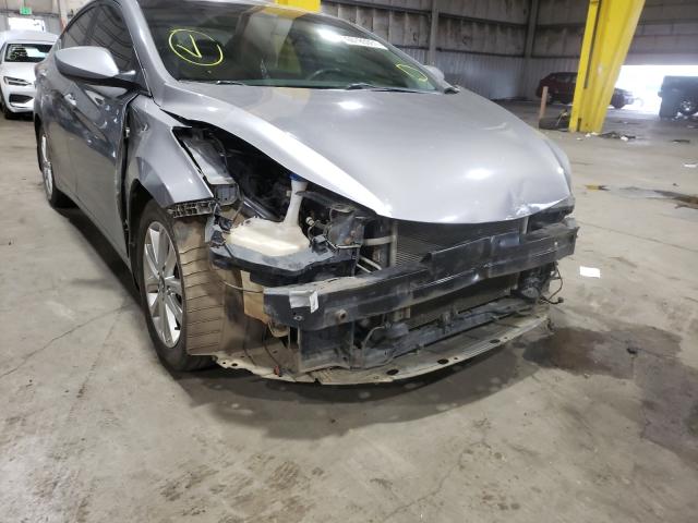 Photo 8 VIN: KMHDH4AE5FU310993 - HYUNDAI ELANTRA SE 