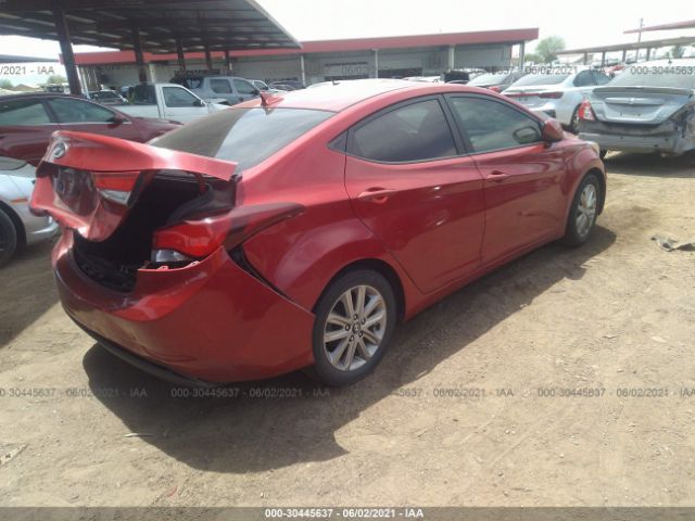 Photo 3 VIN: KMHDH4AE5FU325638 - HYUNDAI ELANTRA 