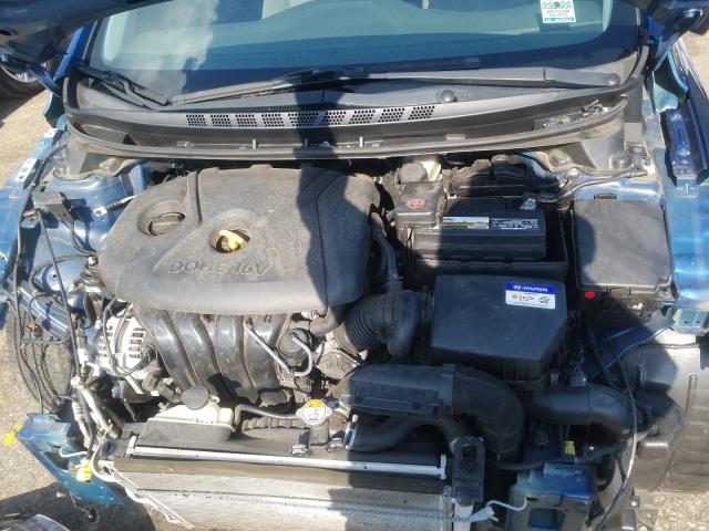 Photo 6 VIN: KMHDH4AE5FU325770 - HYUNDAI ELANTRA SE 