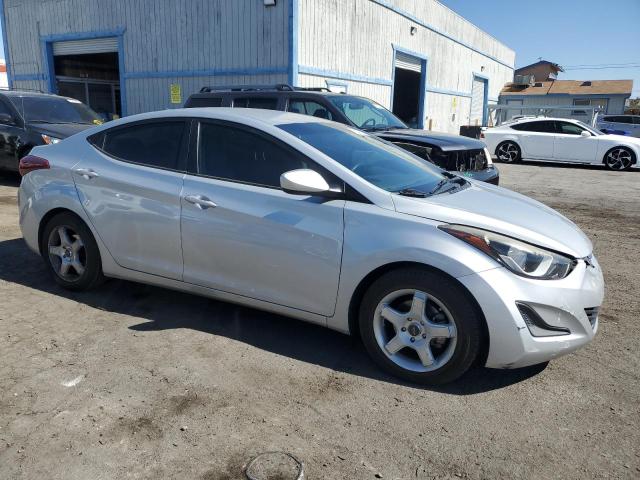 Photo 3 VIN: KMHDH4AE5FU342486 - HYUNDAI ELANTRA SE 