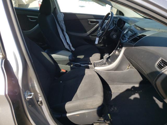 Photo 4 VIN: KMHDH4AE5FU372720 - HYUNDAI ELANTRA SE 