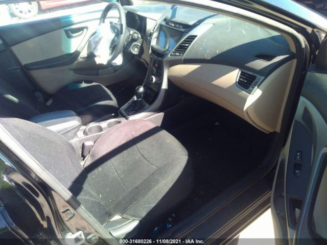 Photo 4 VIN: KMHDH4AE5FU382664 - HYUNDAI ELANTRA 