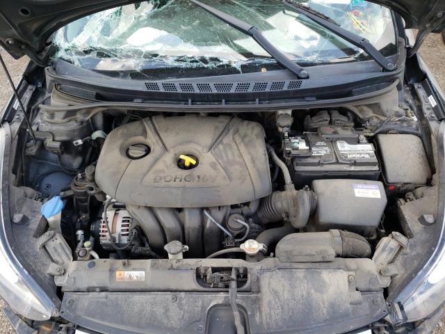 Photo 6 VIN: KMHDH4AE5FU393518 - HYUNDAI ELANTRA SE 