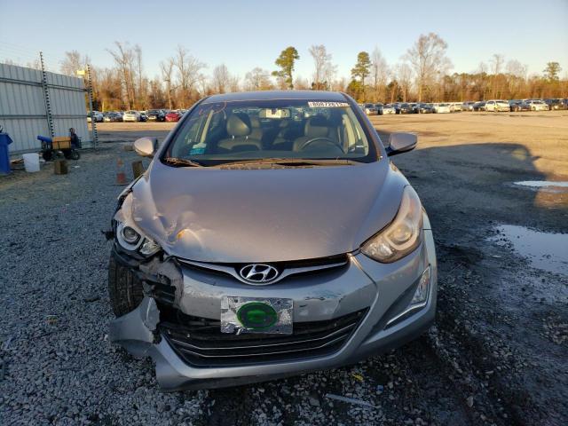 Photo 4 VIN: KMHDH4AE5FU393910 - HYUNDAI ELANTRA 