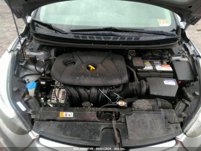 Photo 9 VIN: KMHDH4AE5GU490073 - HYUNDAI ELANTRA 