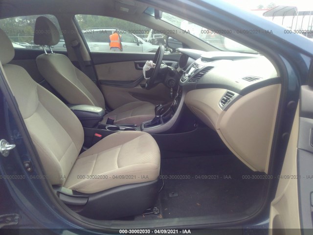 Photo 4 VIN: KMHDH4AE5GU490137 - HYUNDAI ELANTRA 