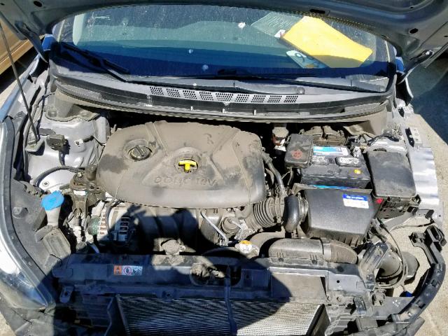 Photo 6 VIN: KMHDH4AE5GU504750 - HYUNDAI ELANTRA SE 