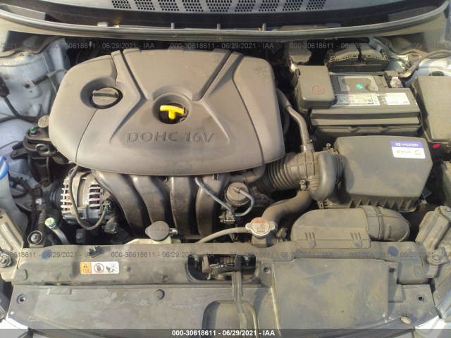 Photo 9 VIN: KMHDH4AE5GU515604 - HYUNDAI ELANTRA 