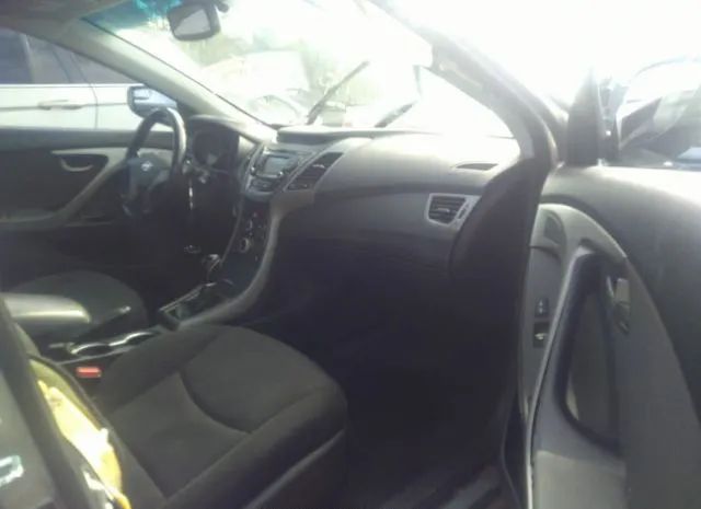 Photo 4 VIN: KMHDH4AE5GU520043 - HYUNDAI ELANTRA 