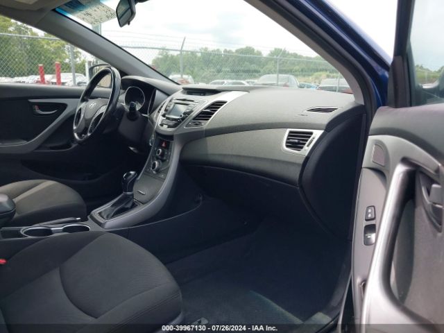 Photo 4 VIN: KMHDH4AE5GU528093 - HYUNDAI ELANTRA 