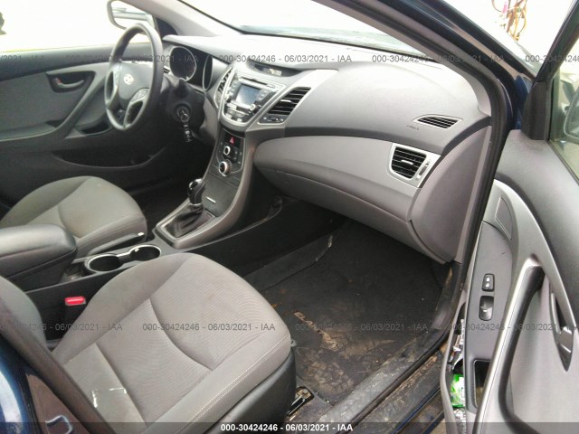 Photo 4 VIN: KMHDH4AE5GU544679 - HYUNDAI ELANTRA 